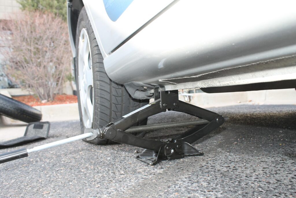 How to change tire under 30 min